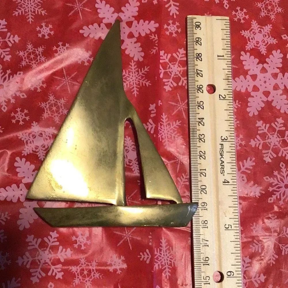 Sailboat 5 inch tall, brass sailboat from estate sale